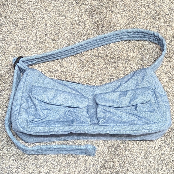 BAGGU Digital Denim Cargo Shoulder Bag - NWT - Picture 3 of 3